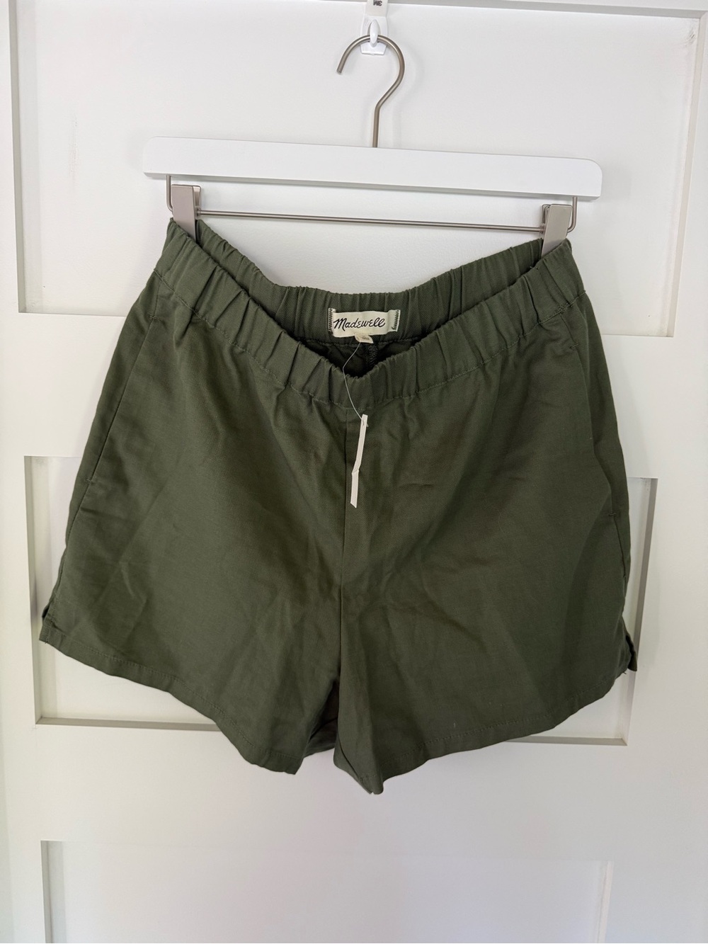 MADEWELL NWT OLIVE GREEN ELASTIC WAIST PULL-ON SHORTS